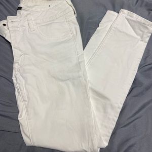 White American Eagle Jeggings
